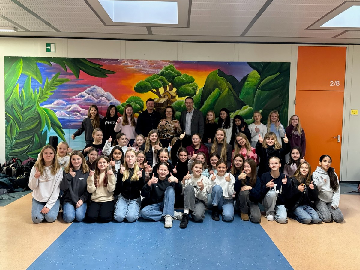 Landtagsabgeordneter Appel: 1.000 € für die Tanz-AG der Gesamtschule Konradsdorf in Ortenberg 